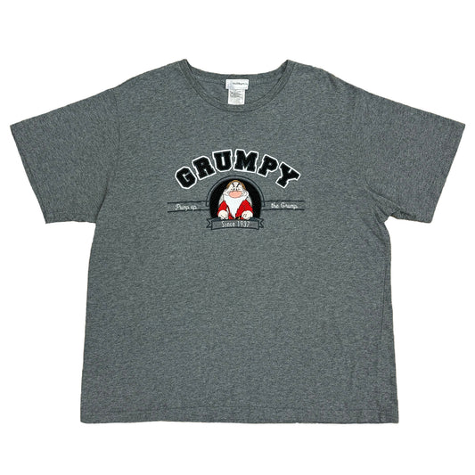 DARK GRAY T-SHIRT WITH BTHE WORD GRUMPY ON THE FRONT AND GRUMPY ON THE FRONT BSAYS PUMP UP THE GRUMP