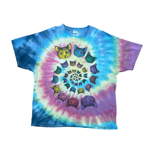 TIE DYE SHORT SLEEVE SHIRT WITH COLORFUL CAT FACES IN A SWIRL